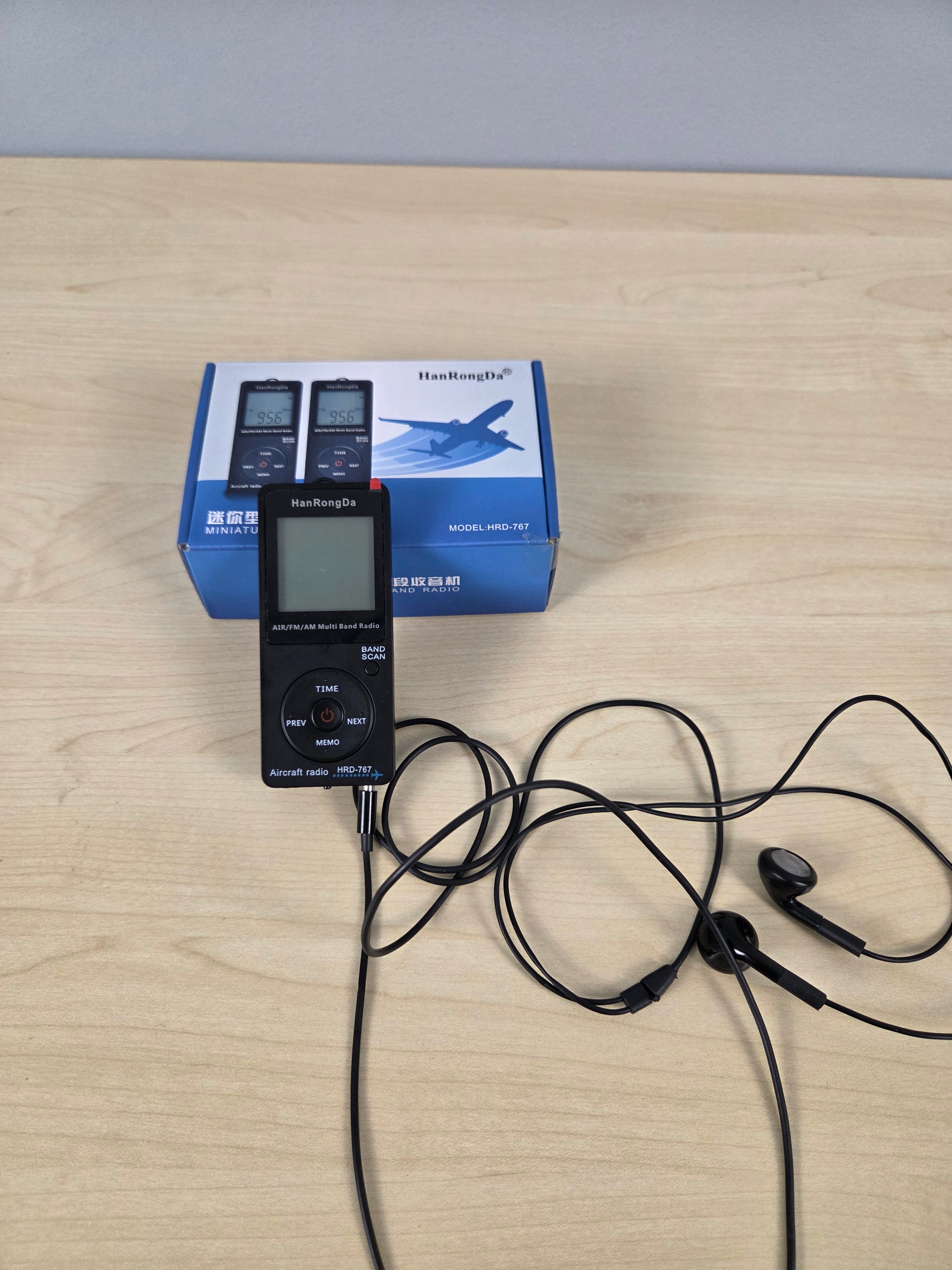 Radio Receiver HD767