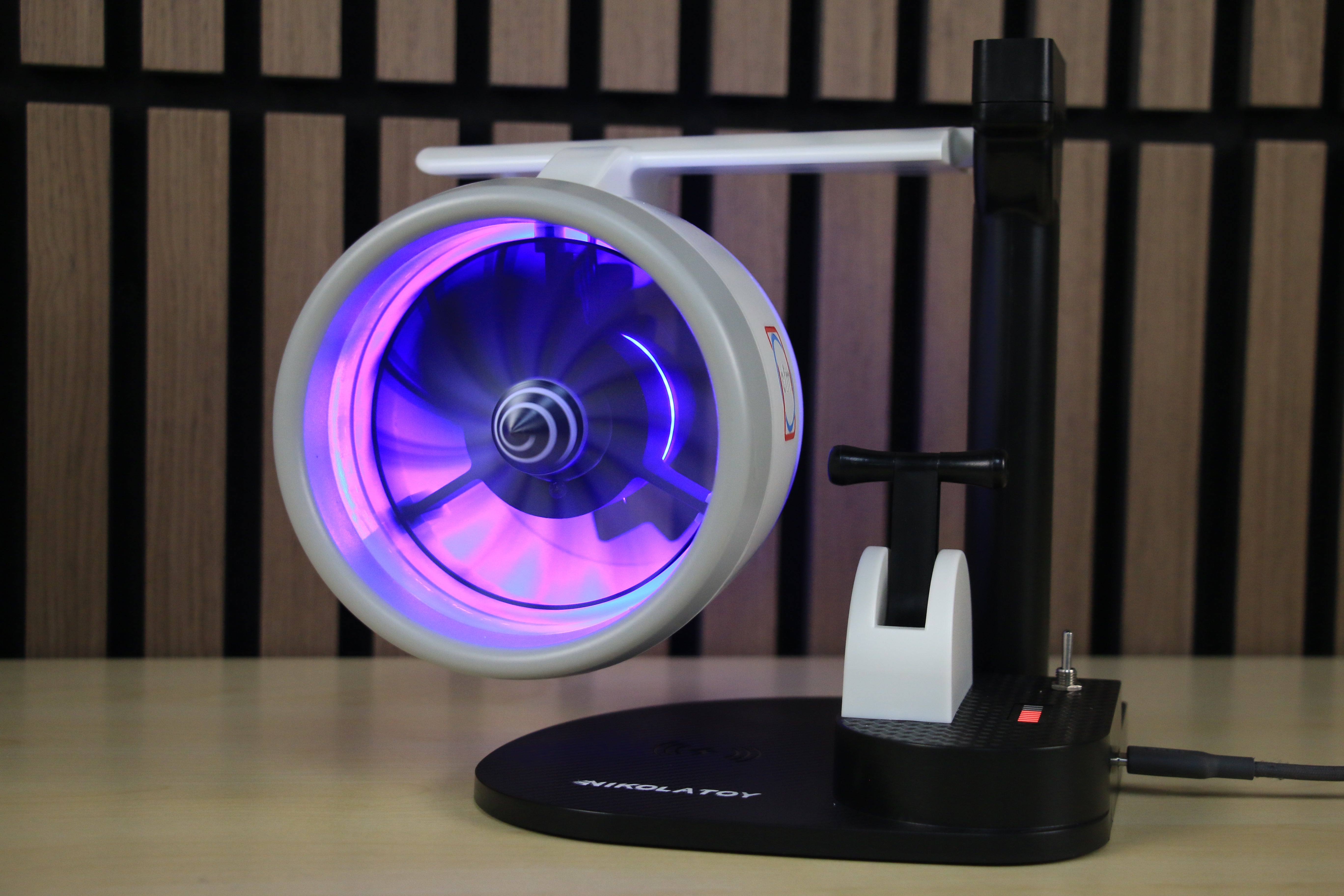 Nikola Toy 3-in-1 Desktop JetFan & Wireless Charger